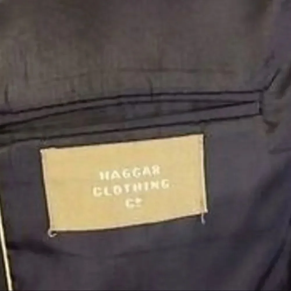 Haggar Clothing Co places wear